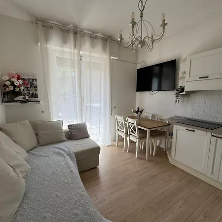 Bella Casa By Portofinovacanze Διαμέρισμα